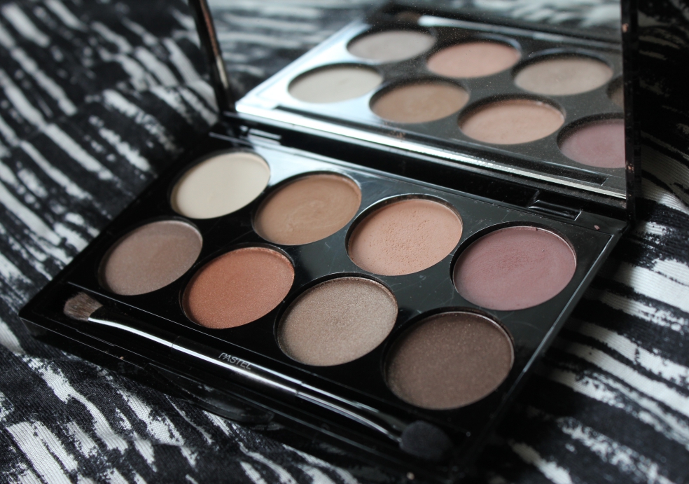 Bayan Bakımlı Pastel Nude Far Paleti