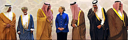 Hillary supports sharia for women, war with Russia and aid to Sunni islamofascists