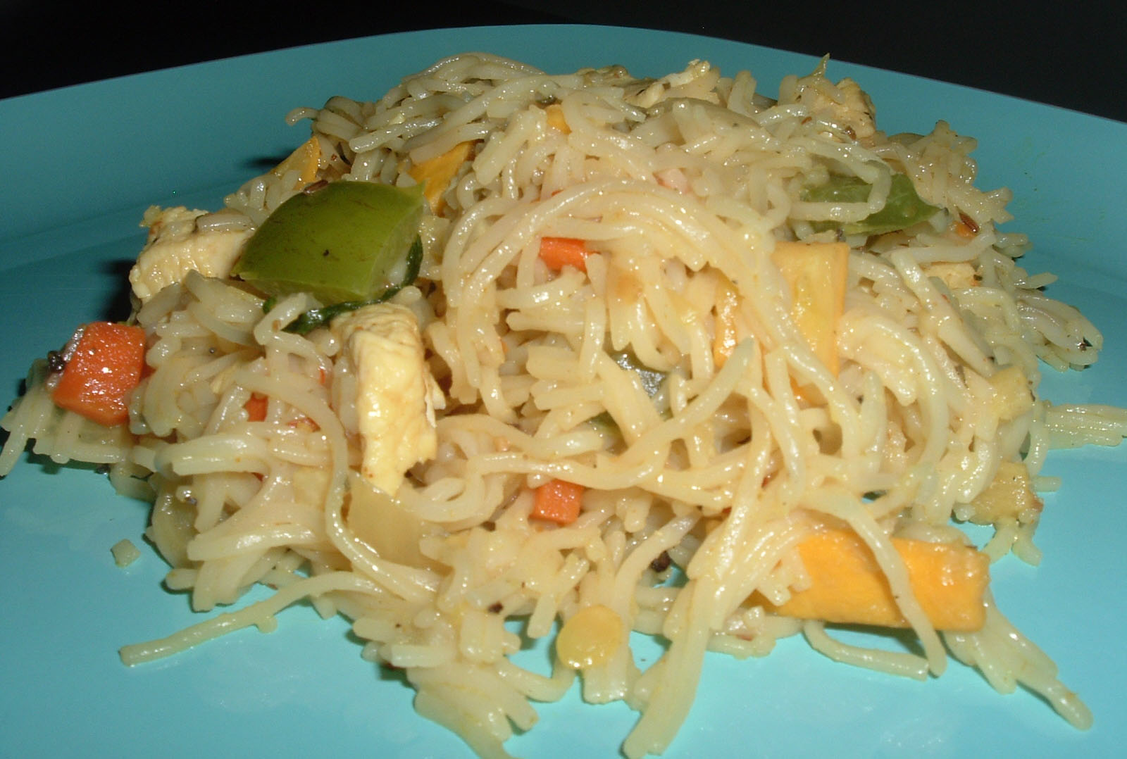 Second Helpings THAI EGG NOODLES WITH CHICKEN