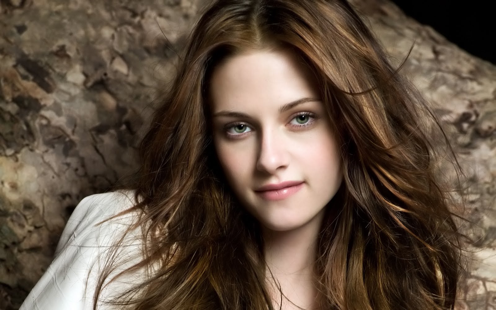 http://2.bp.blogspot.com/-Lpwv9sEnFjc/TfyhgKDXBiI/AAAAAAAAARU/L64yaeFtUzA/s1600/Kristen_Stewart.jpg