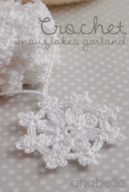Crochet snowflakes garland by Anabelia