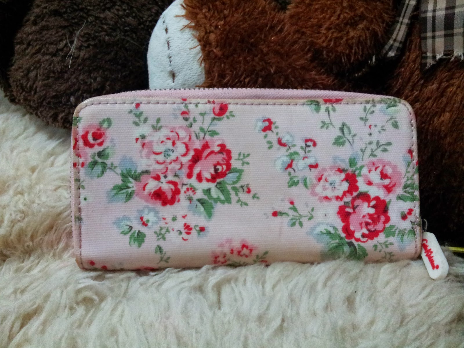 ARYAN BUNDLE BUTIK 01114429942 CATH KIDSTON DOCUMENT WALLET