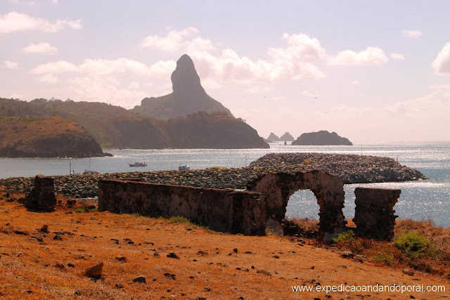 Forte de Santo Antônio, Porto de Santo Antônio ao fundo