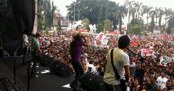 Xtraligi Perjalanan Spiritual Slank dan Ki Ageng Ganjur ke Xtraligi Perjalanan Spiritual Slank dan Ki Ageng Ganjur ke