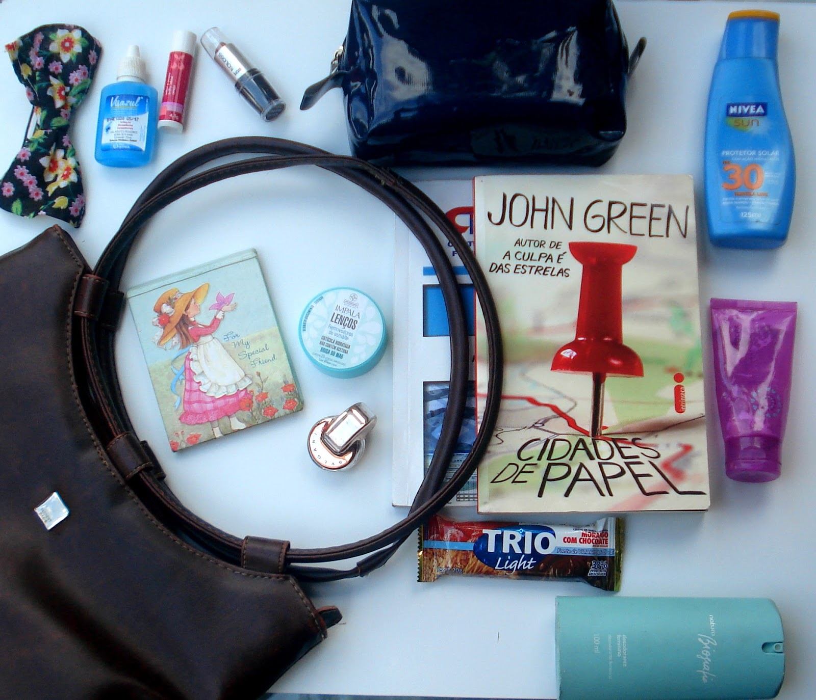 can you bring a plastic bolsa on a plane