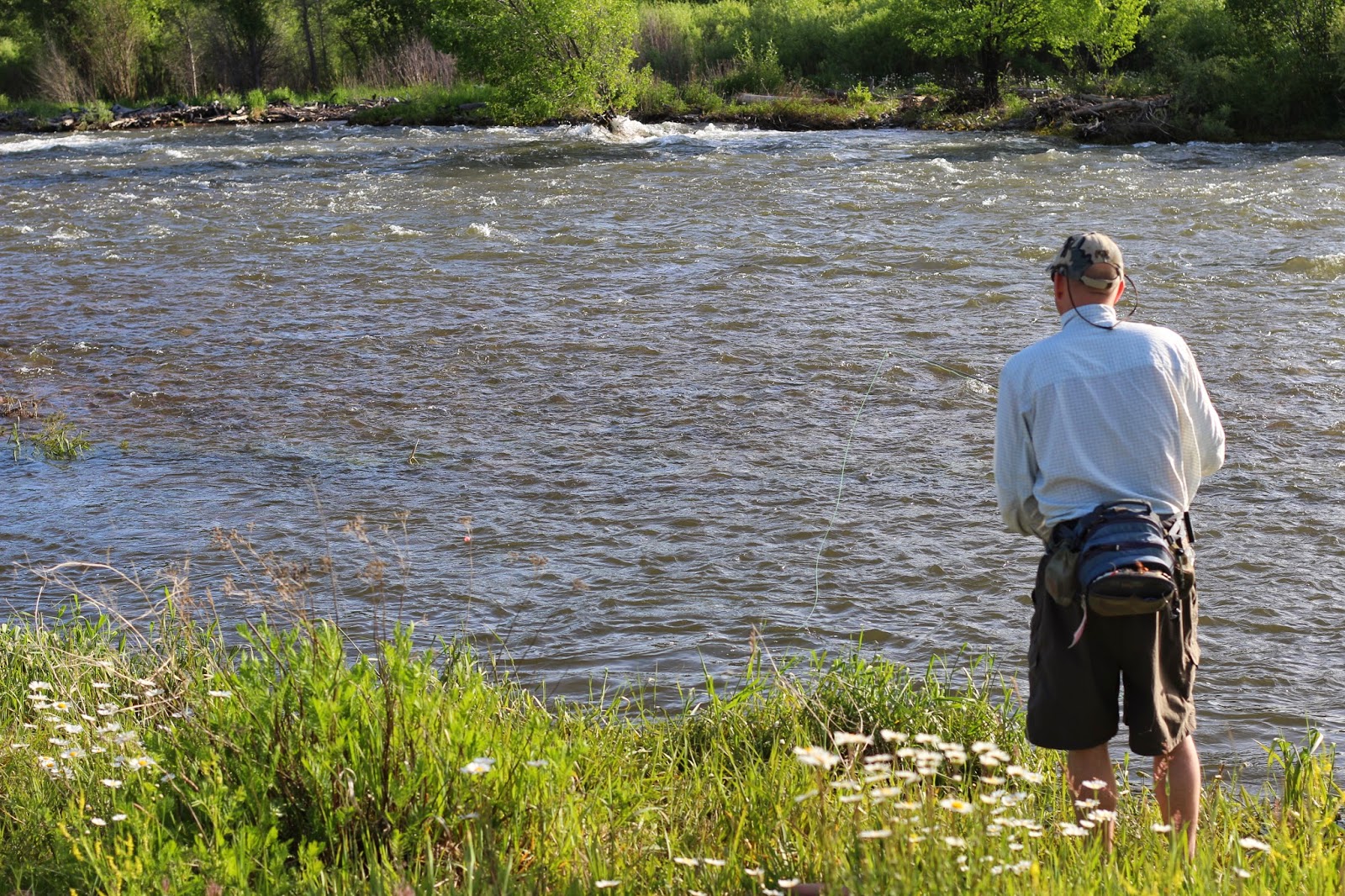 Fly+fish+the+Roaring+Fork+River+in+Colorado+with+Jay+Scott+Outdoors+1.JPG
