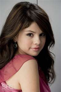 Selena Gomez Style Hairstyles, Long Hairstyle 2011, Hairstyle 2011, New Long Hairstyle 2011, Celebrity Long Hairstyles 2049