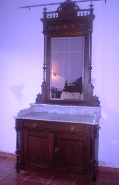 Restauracion Muebles: COMPRA VENTA DE MUEBLES ANTIGUOS, RESTAURADOS Y