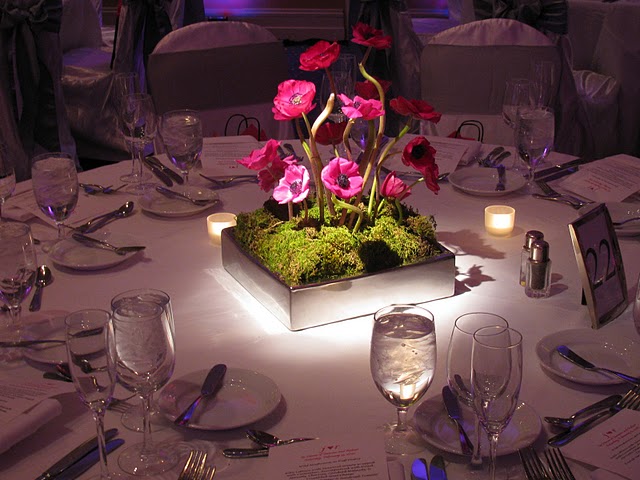 casual wedding table