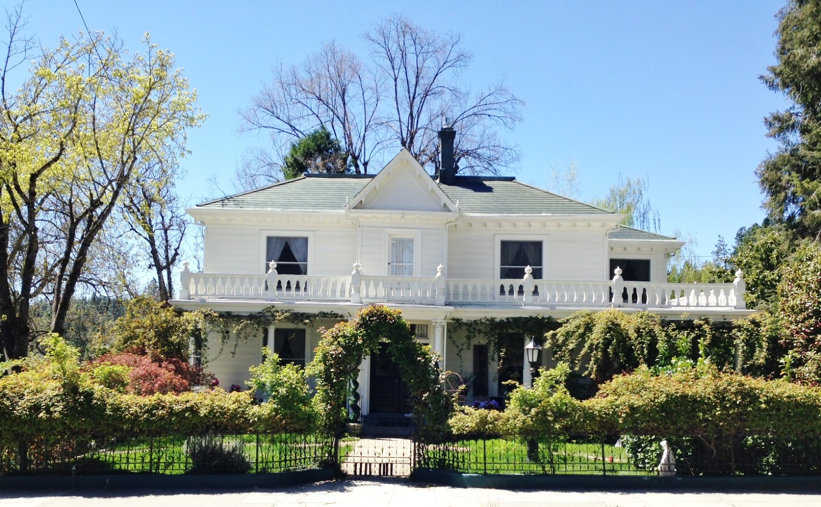 to Nor Cal Lifestyle! Hwy 49 California Gold Country Nevada