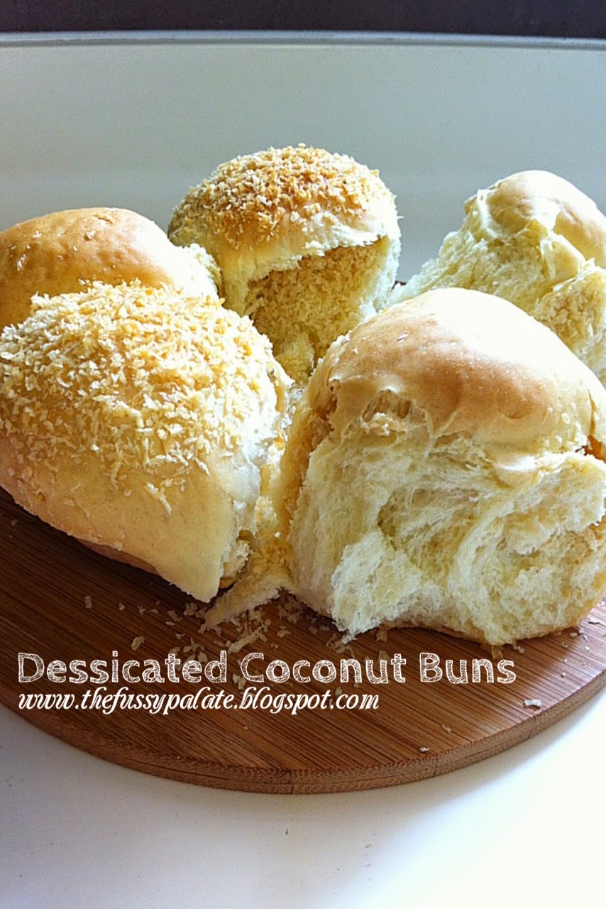 The Fussy Palate Dessicated coconut buns (Sponge dough method)