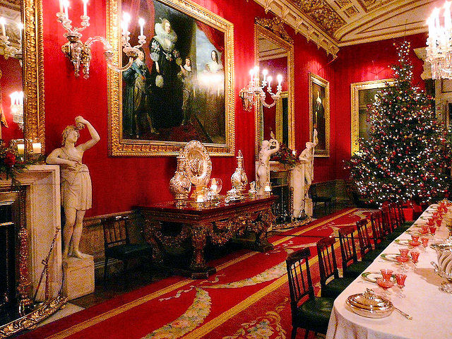 Stunning Christmas displays can be found through the magnficent Chatsworth House. Photo: Kev747.