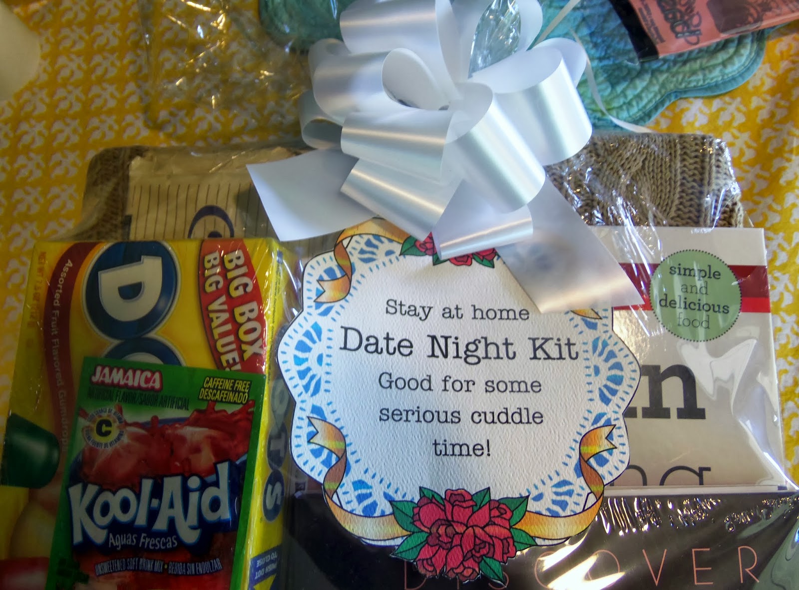 hollyshome family life free date night gift tag printables