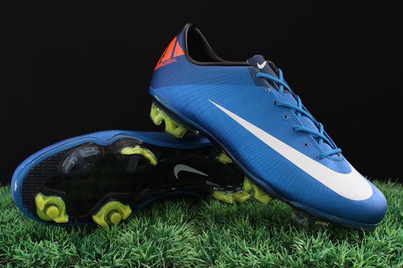 Josuabernardo Desember 2011