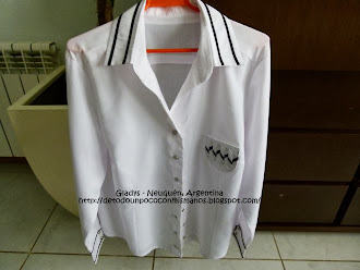 (41) 08/2013: Camisa Blanca y Negra