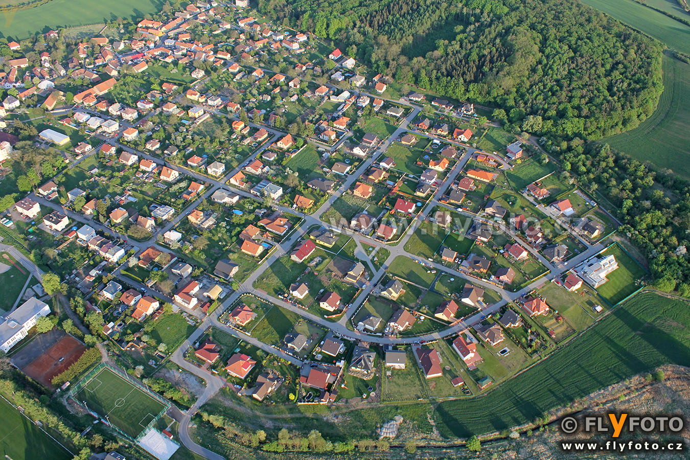 FLyFOTO letecká fotografie a video Kounice
