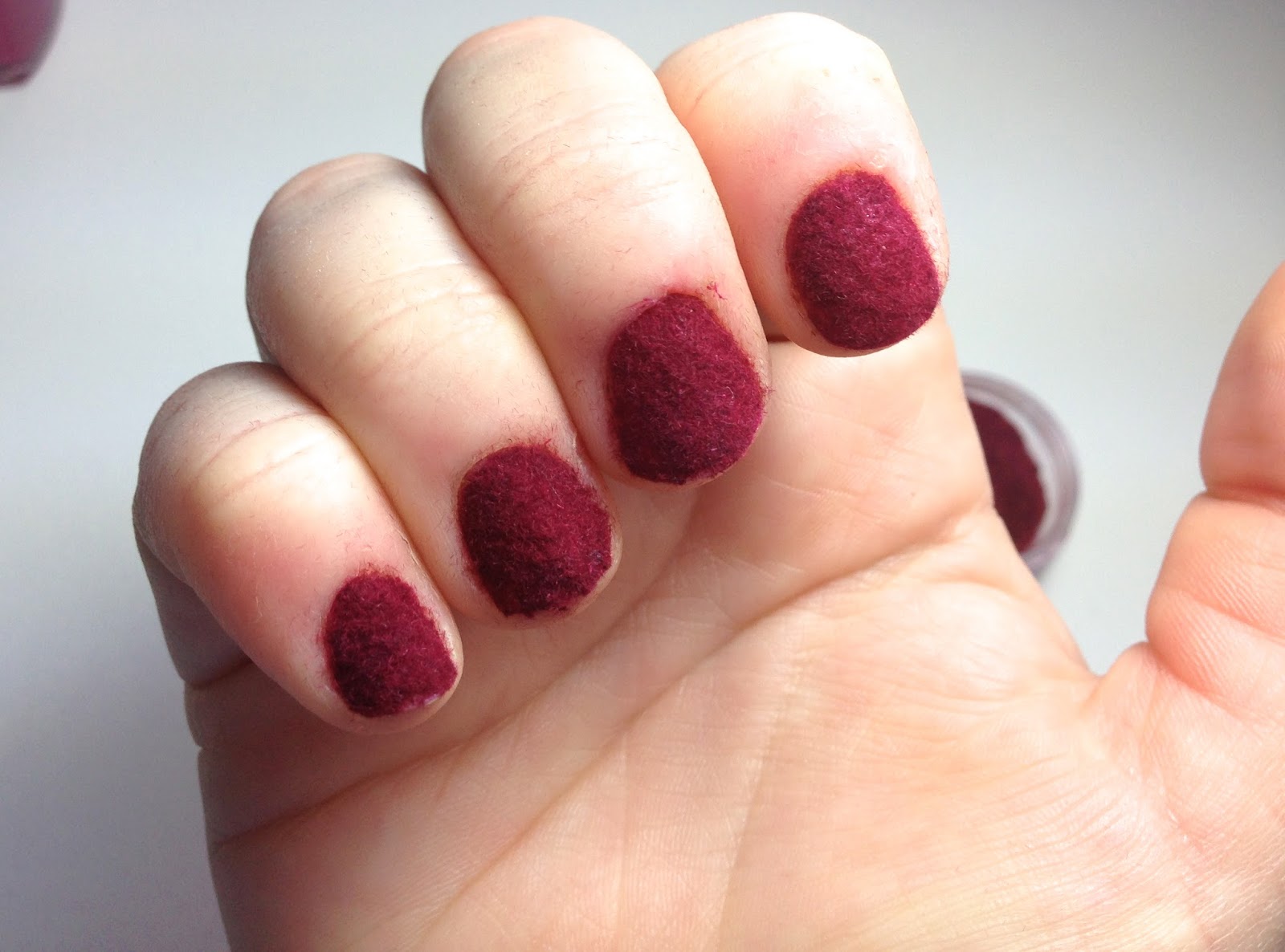 Basics By BYS Velvet Nails