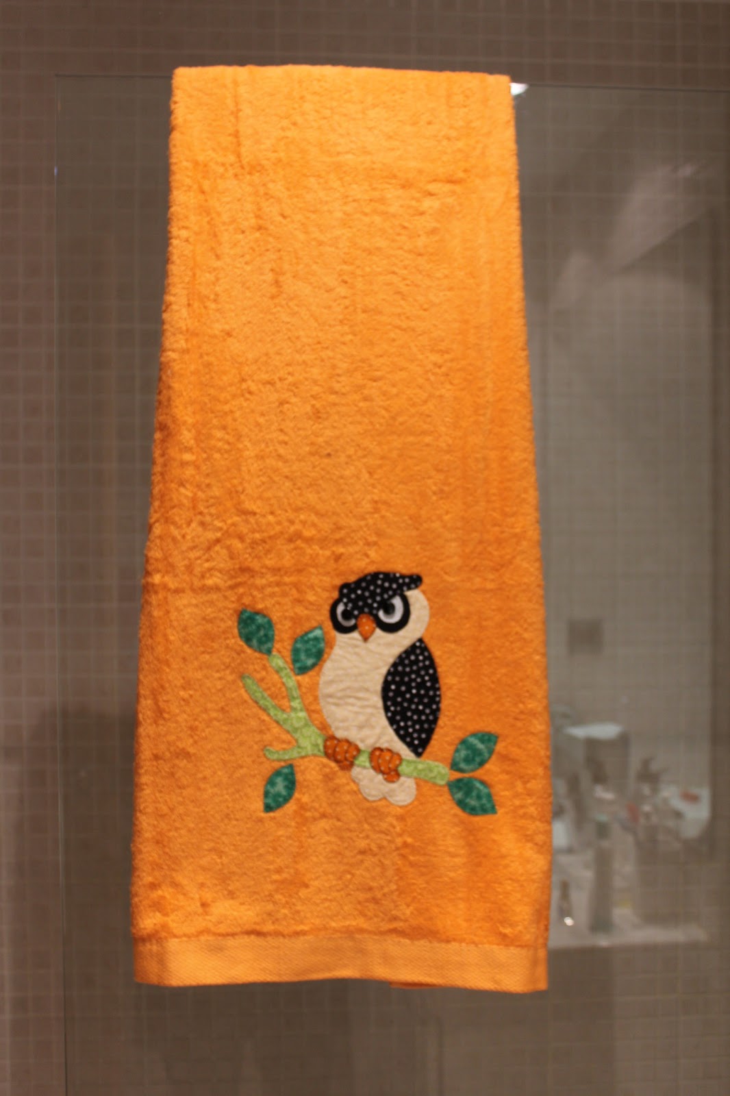 MI HOGAR DE PATCHWORK: TOALLAS DE PATCHWORK CON BUHOS