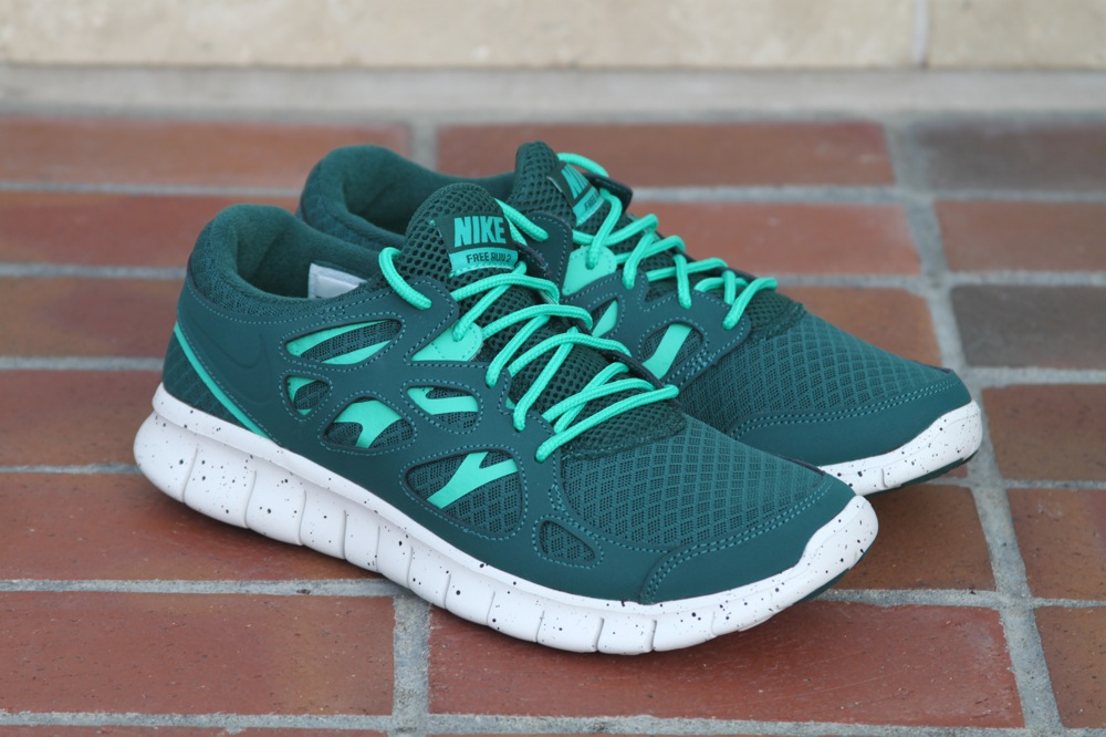 nike free run mint