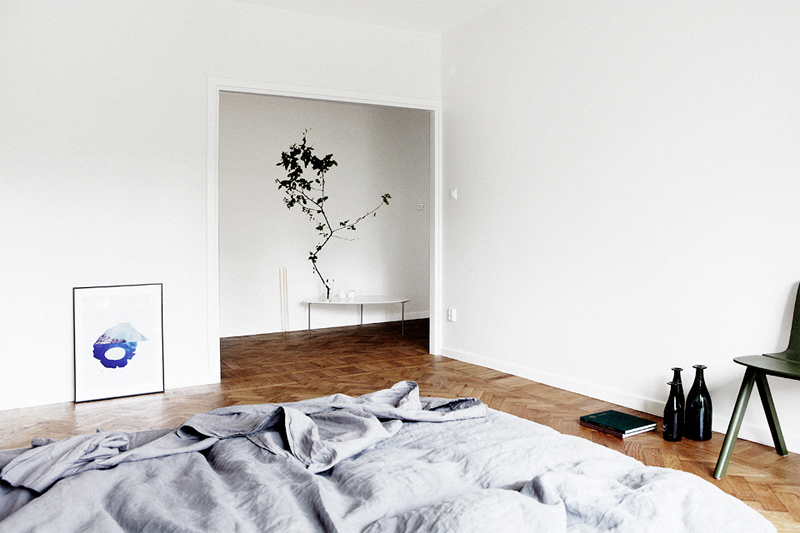 japanese minimalist bedroom decor focus on minimal bedroom in grey facing north with gracia japanese minimalist bedroom decor focus on minimal bedroom in grey facing north with gracia