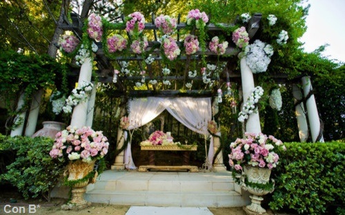 * Con B de Boda *: Una pérgola para tu boda