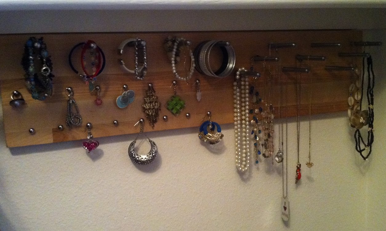 Modern, Customizable Jewelry/Item IKEA Hackers