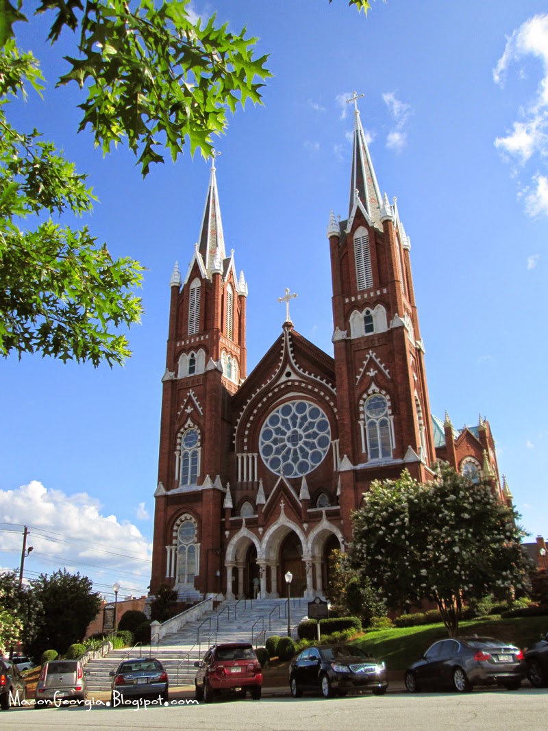 In Macon St Joseph Catholic Church of Macon