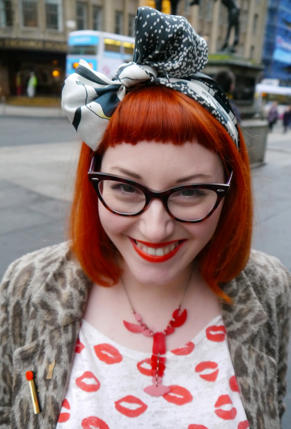 Put a Bow on it Karen Mabon Penguin Scarf, Hair Bow. Scottish Blogger, Glasgow, cat eye glasses, ginger hair, hair accessory