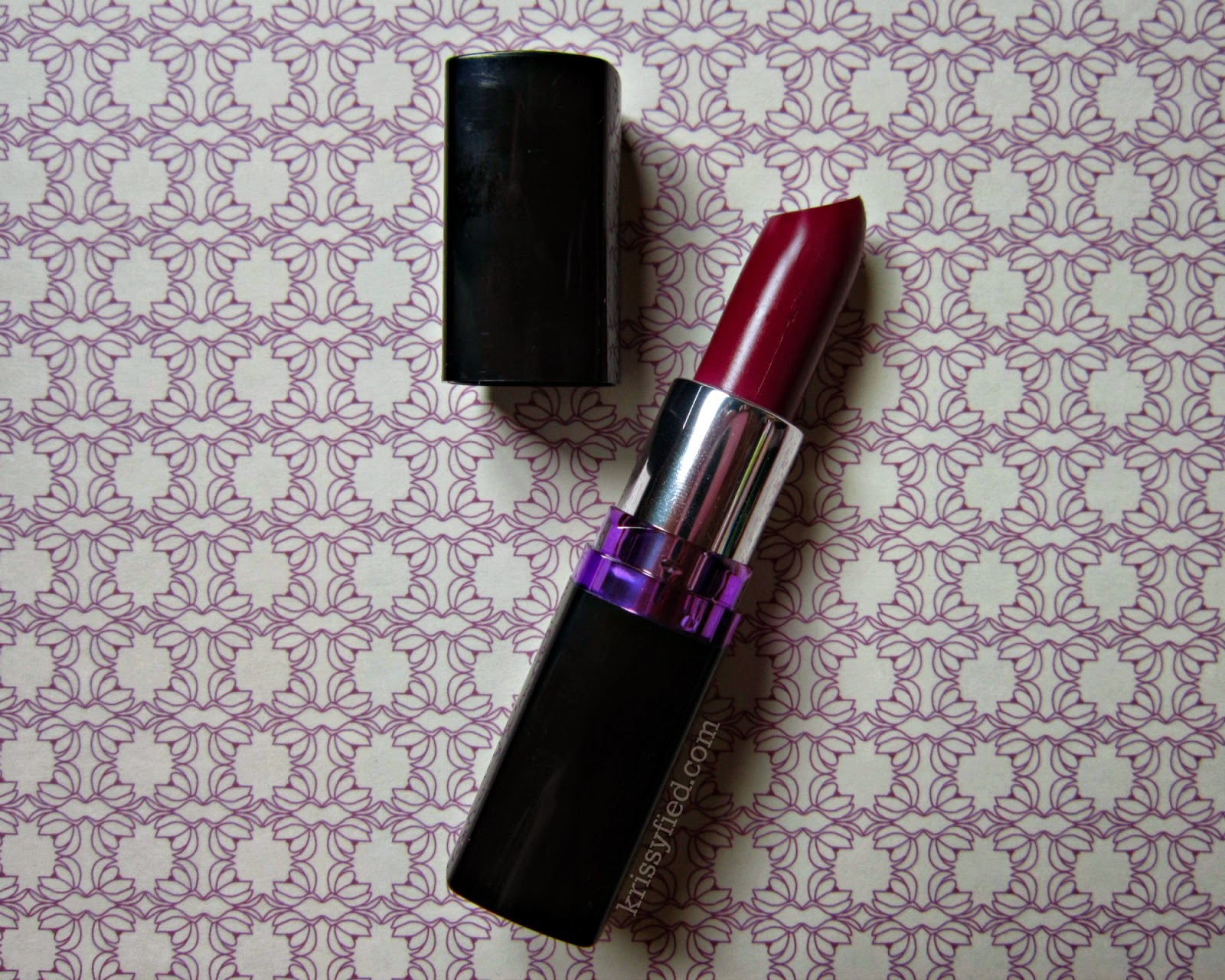 Review: Maybelline Color Show Lipstick in Plum Perfect.