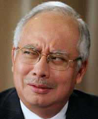 Najib Razak:Guna apa saja senjata rampas Selangor