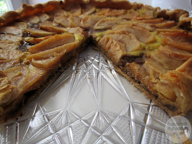 crostata di mele con marmellata e crema