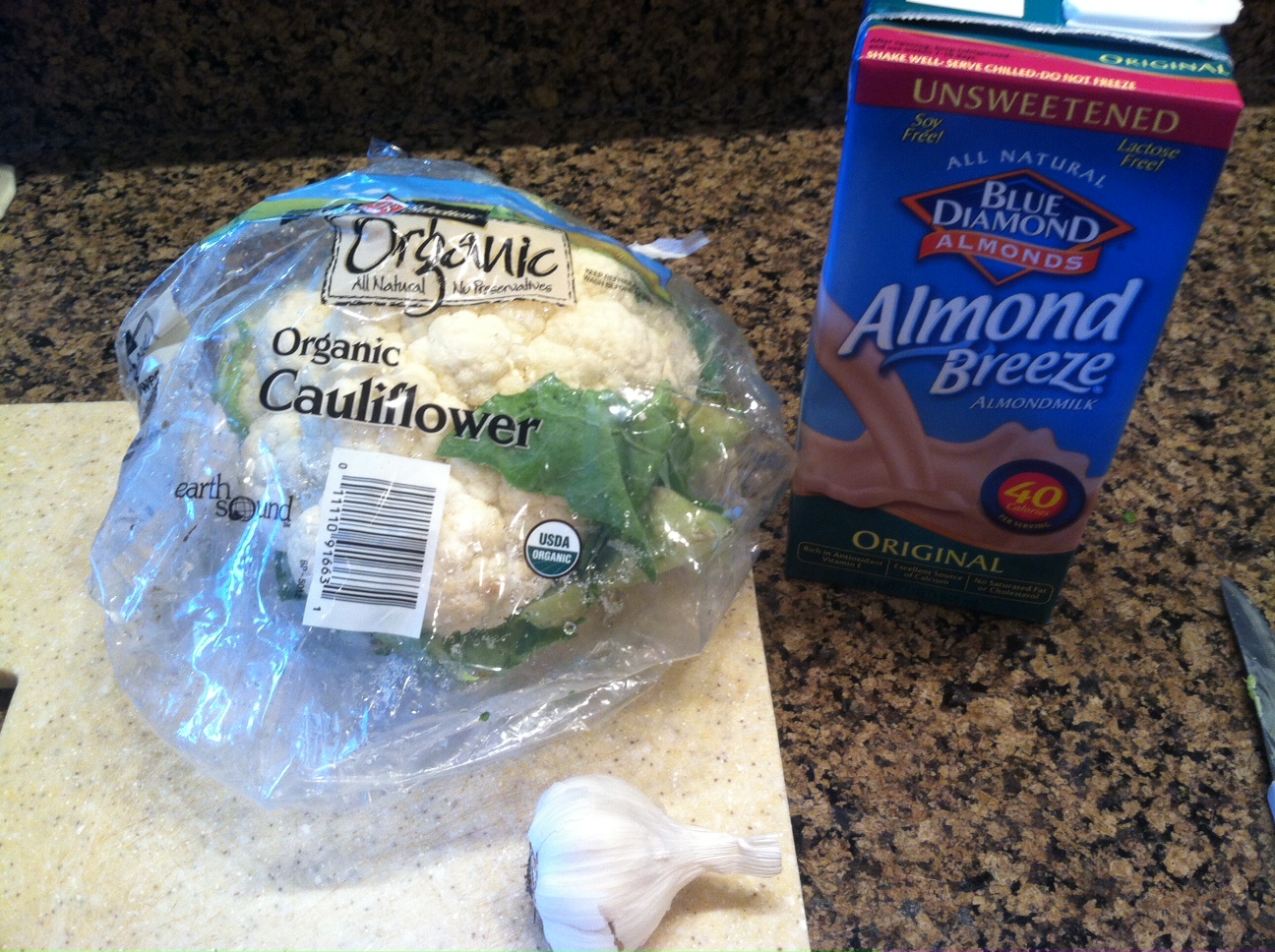 Project Kale Quinoa & Black Bean Loaf with Cauliflower "Mashed Potatoes"