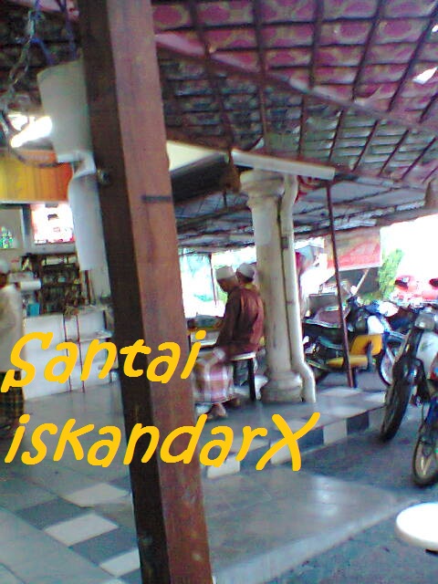 iskandarx.blogspot.com, Singgah sebentar kat Warung Kopi Lagenda Pak Kassim, santai, Flat ijau, balik pulau, Kzaman Enterprise, pak kassim