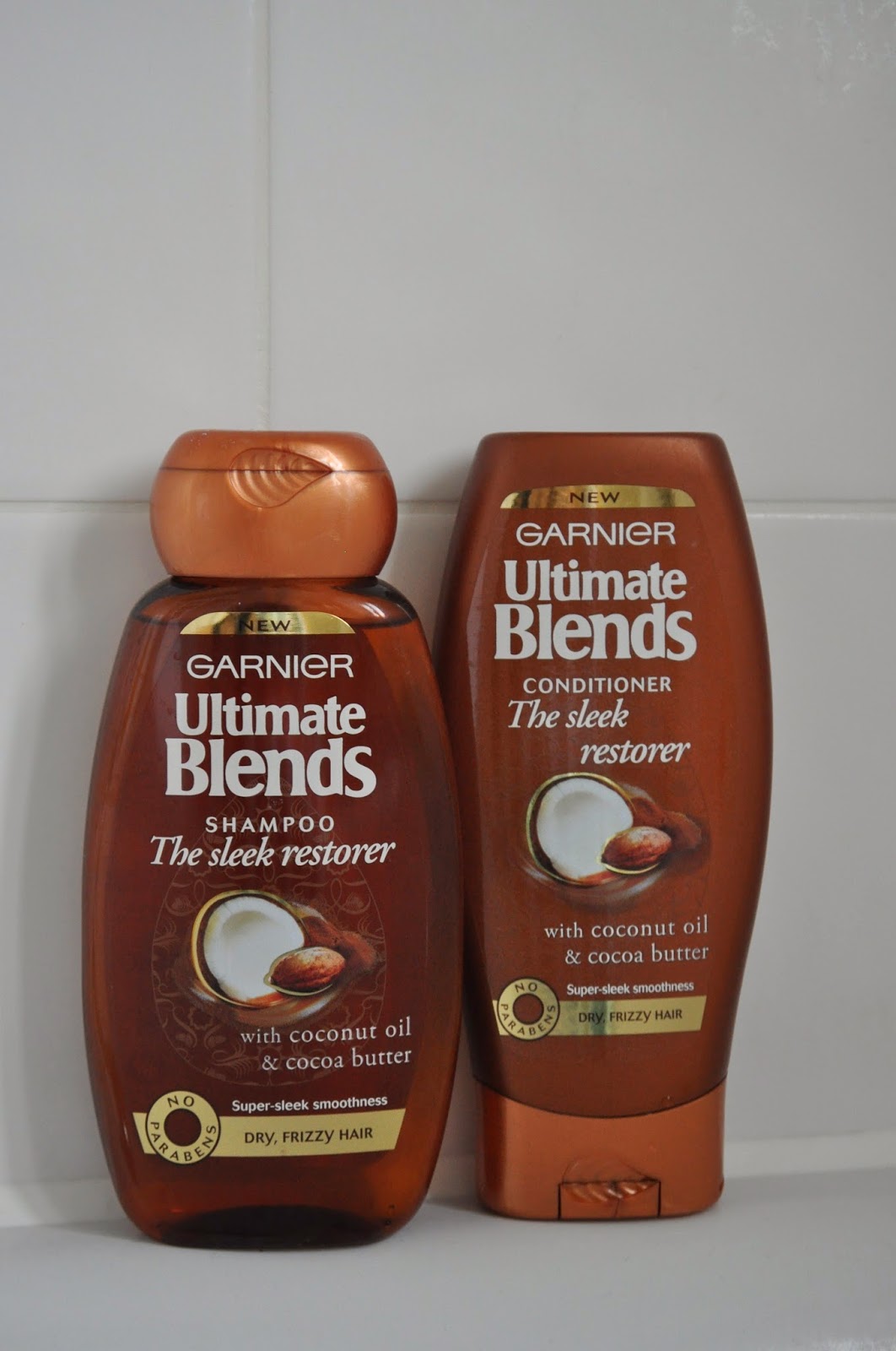 LouLouLoves. Garnier Ultimate Blends 'The Sleek Restorer' Shampoo