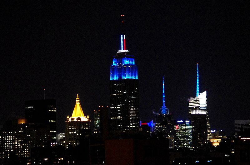 Once the electoral votes of the swing-state of Ohio were called in Obama’s favour, the Empire State Building in NYC was illuminated in blue