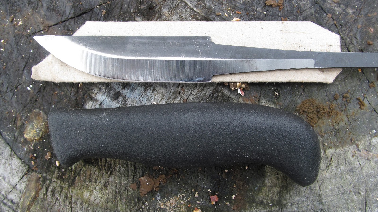 BUZZARD BUSHCRAFT The Easiest Knife Handle in the World