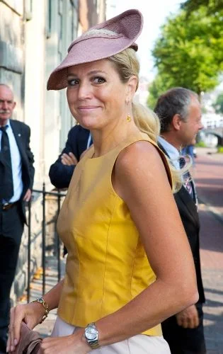 Queen Maxima opens Hortus Botanicus renovated Greenhouse