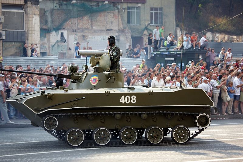 800px-Ukrainian_BMD-2_tank_(5).JPG