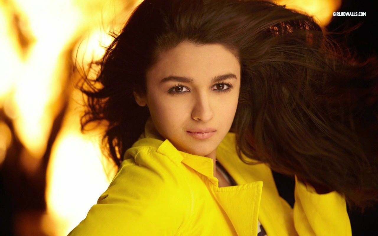Ravishing Alia Bhatt Bollywood Celebrity From Movie Student of the Year