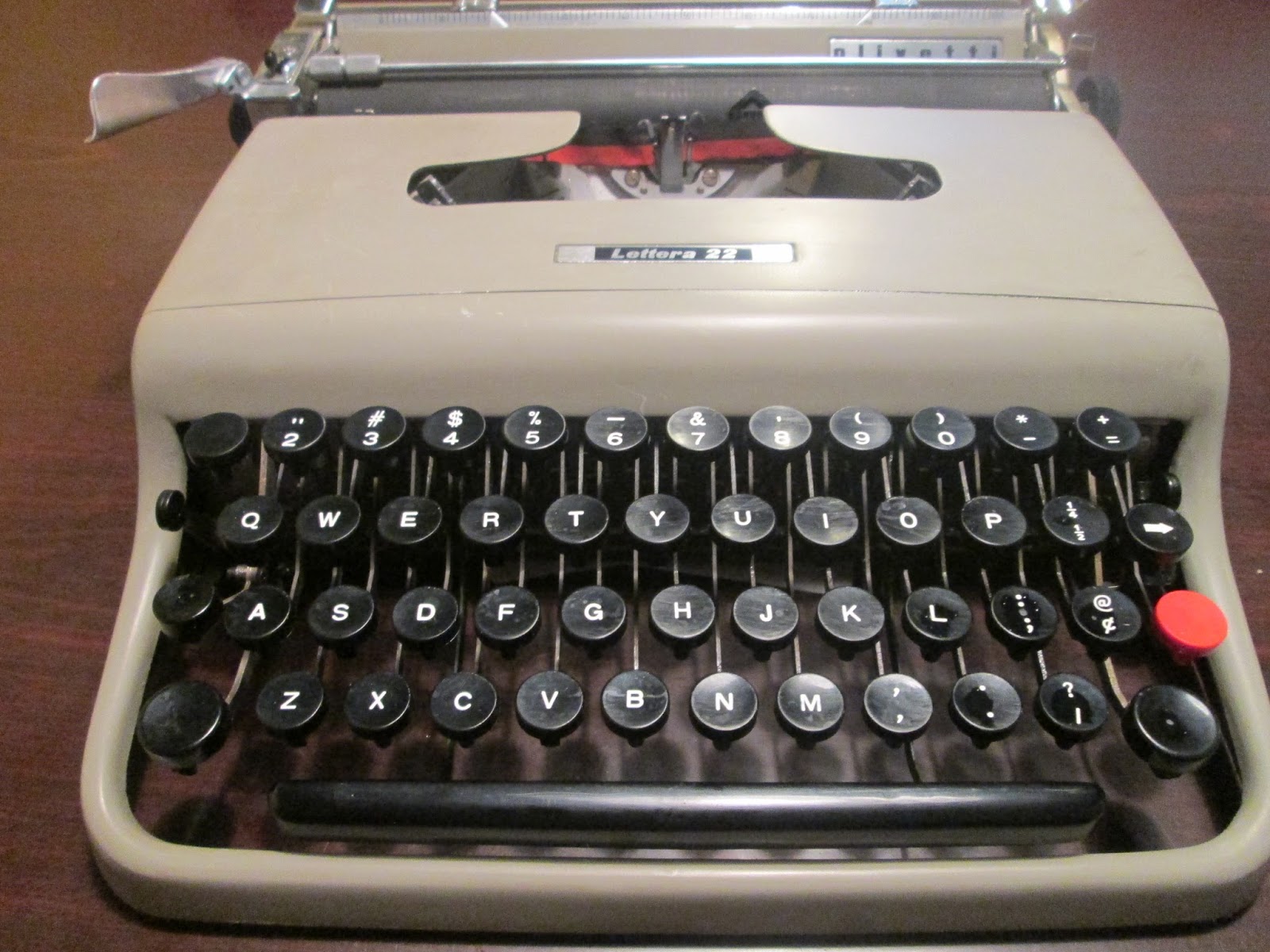 Royal Typewriters Olivetti in Seattle, 19501966