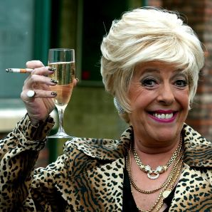 Coronation Street Blog: Bet Lynch to return for Betty\u0026#39;s funeral?