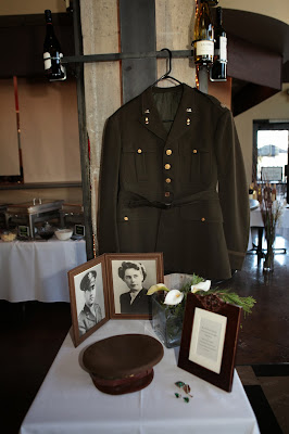 Comemorative family memorial at wedding Comemorate and recognize passed family members