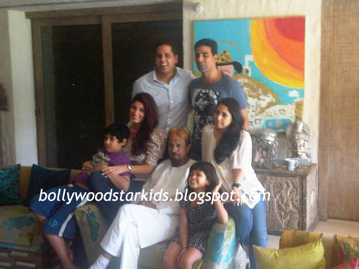 Bollywood Star Kids Pictures Of Rajesh Khanna With His Children Daughters And Grandchildren