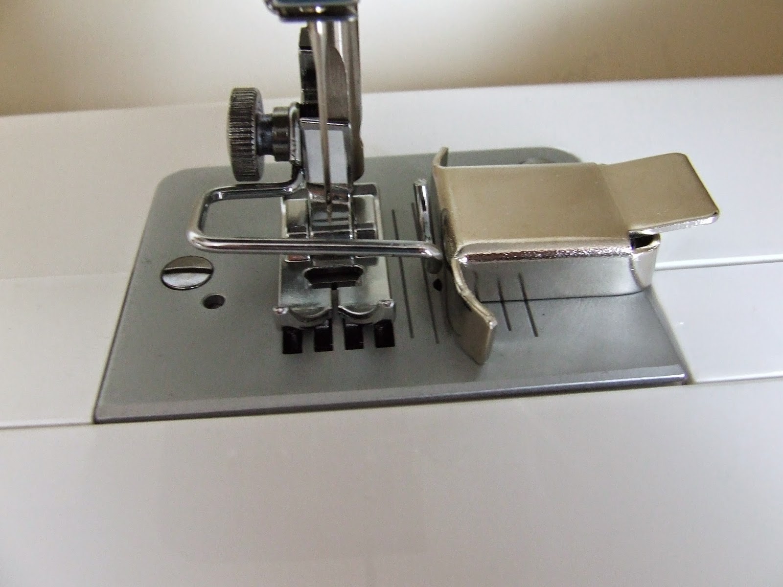 Belika Guía de Costura magnética Piezas de guía de Costura duraderas y fáciles de operar para máquinas de Coser de Placas de Hierro 