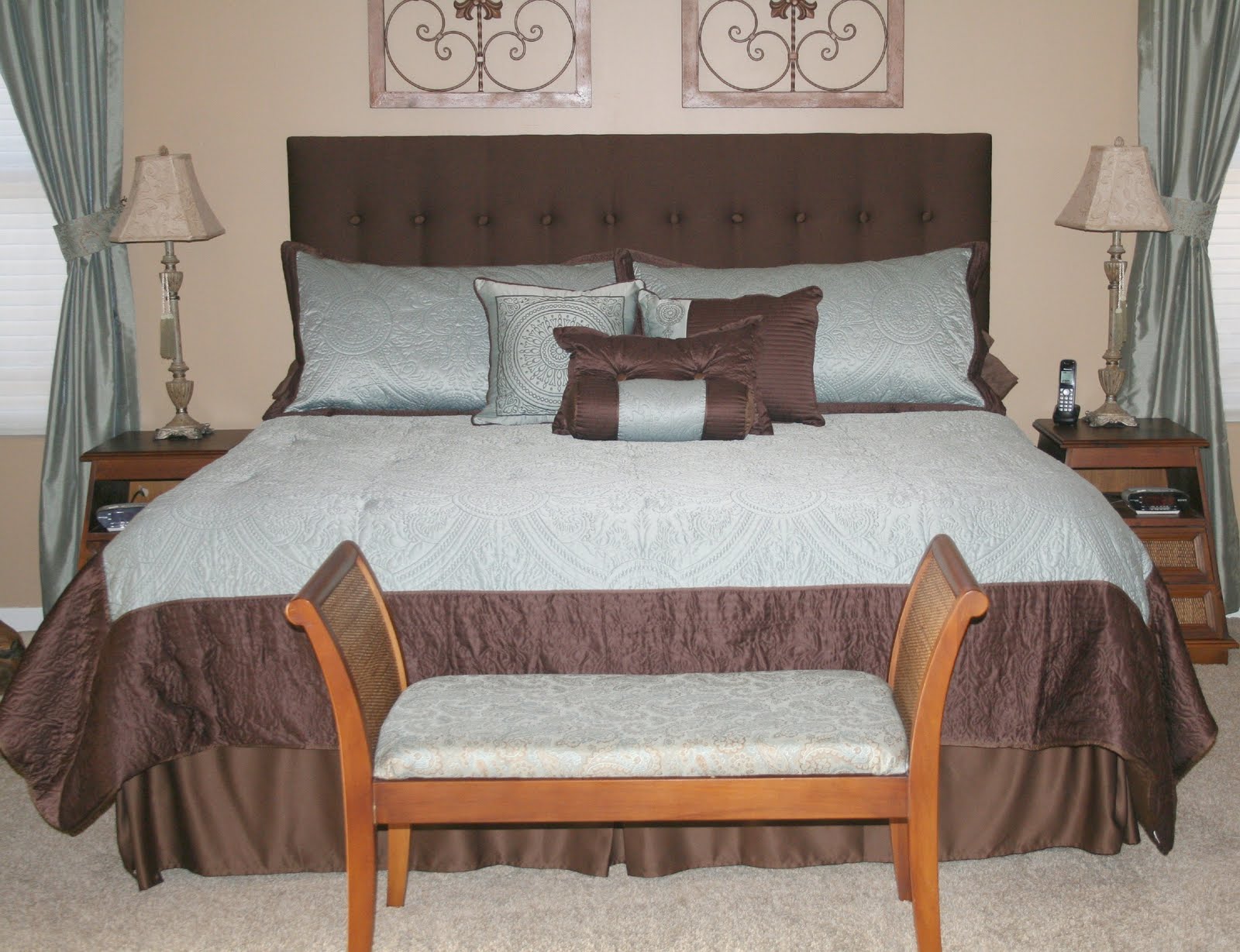 Fresh Cut Flours SUPER easy headboard!