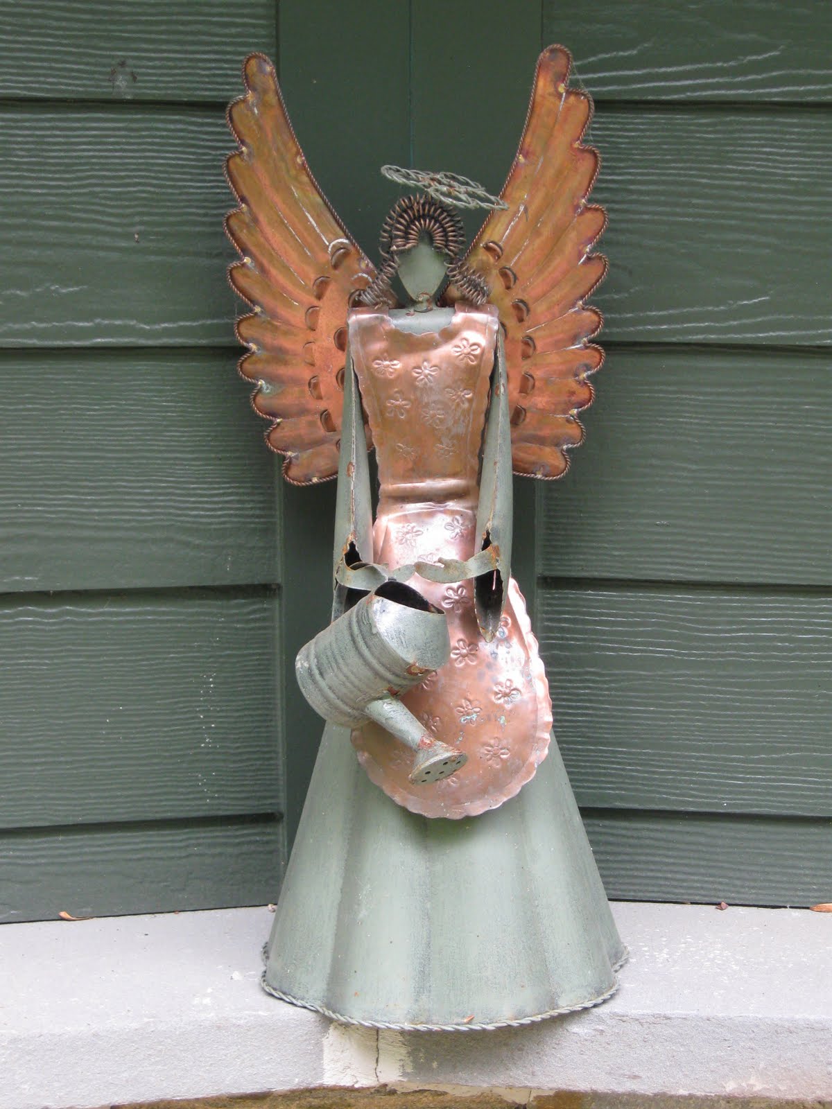 Birds, Blooms, Books, etc: Garden Angels