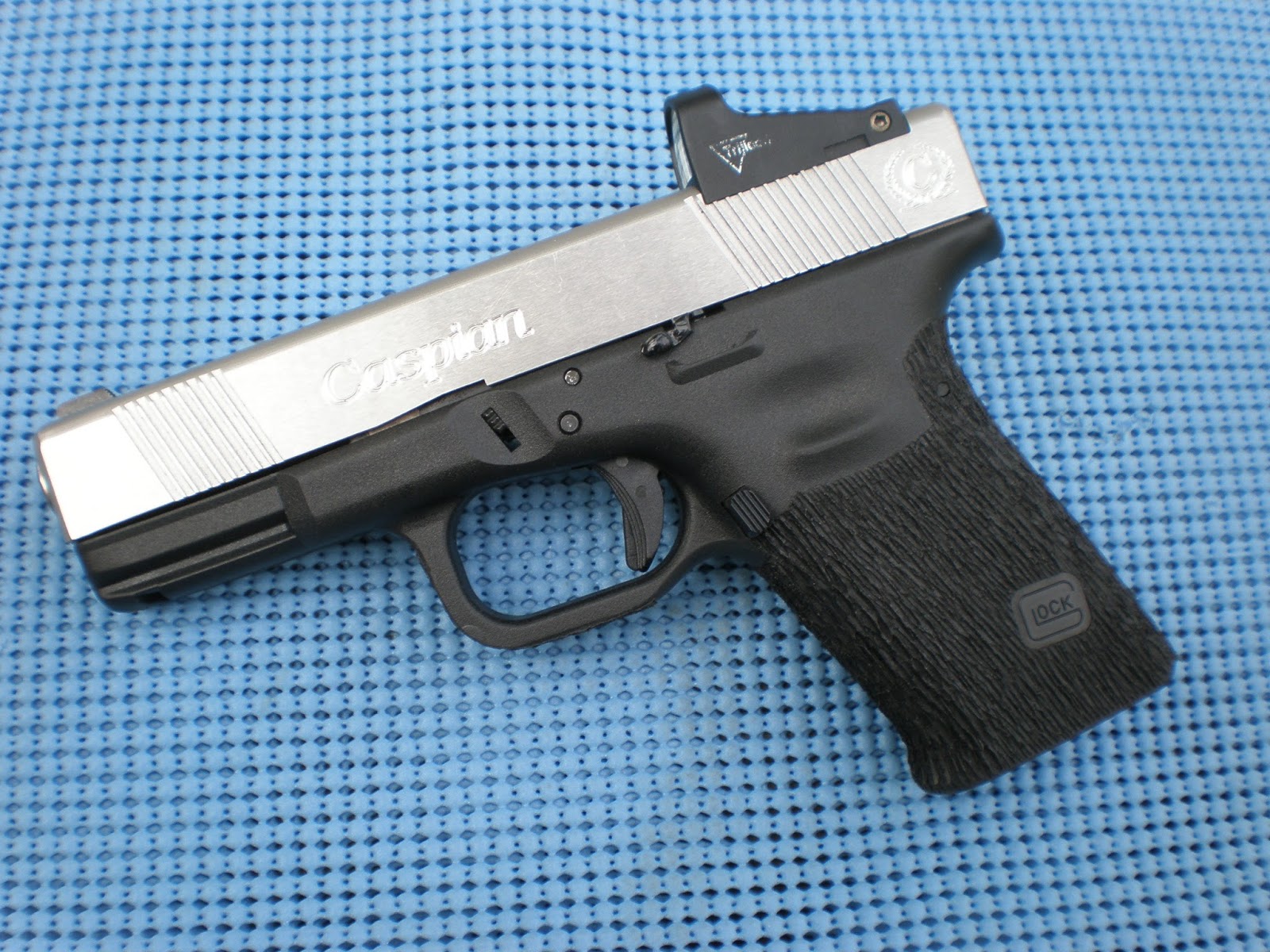 Handgun Combatives Red Dot Update Are mini red dots the next