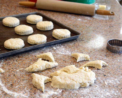 How to Make Perfect Biscuits ♥ KitchenParade.com, Step-by-Step Photos & Detailed Instructions + 8 Tips for Extra-Good Biscuits.