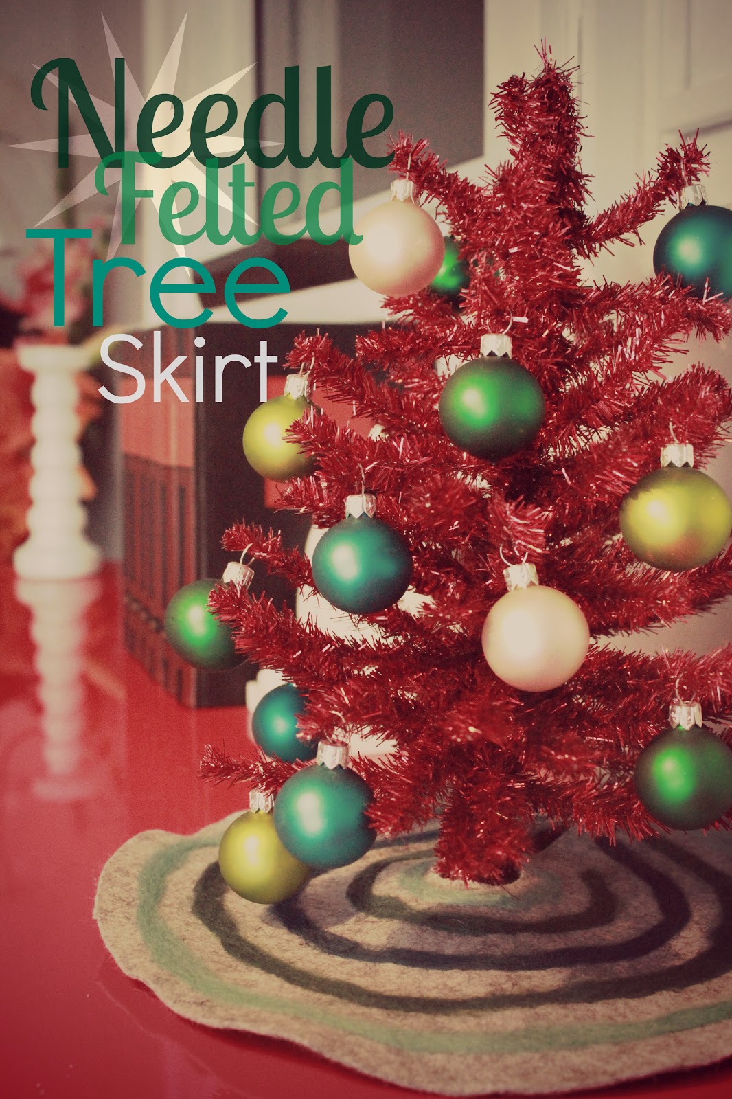 CRAFT DIY Needle Felted Tree Skirt CRAFT DIY Needle Felted Tree Skirt