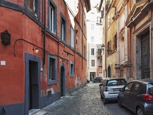 01-Street-View-Smallest-House-in-Italy-75-sq-Feet-7-m2-Italian-Architect-Marco-Pierazzi-www-designstack-co